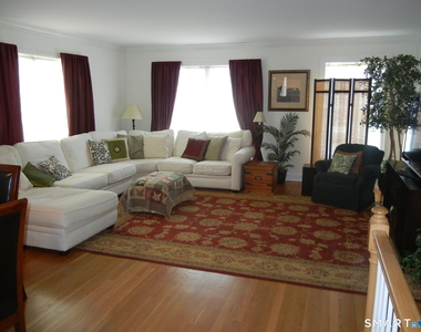 85 Camp Avenue - Photo Thumbnail 2