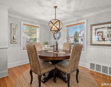 717 Riverside Drive - Photo Thumbnail 9