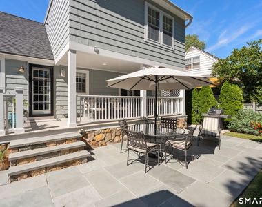 717 Riverside Drive - Photo Thumbnail 27