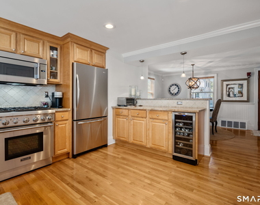717 Riverside Drive - Photo Thumbnail 15