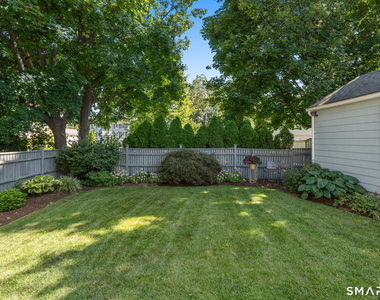 717 Riverside Drive - Photo Thumbnail 32