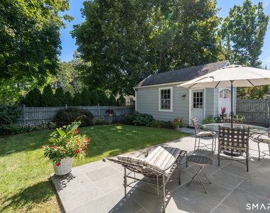 717 Riverside Drive - Photo Thumbnail 31