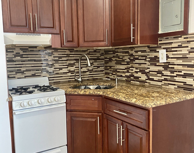 57 Herkimer Street - Photo Thumbnail 2