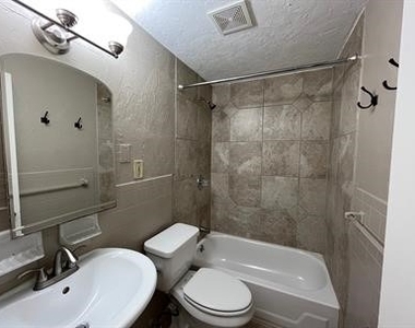 620 Summerlea St - Photo Thumbnail 13