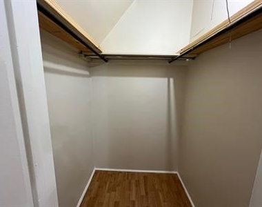 620 Summerlea St - Photo Thumbnail 19
