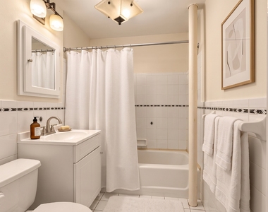 212 West 123rd Street - Photo Thumbnail 2