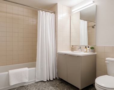 2035 5th Avenue - Photo Thumbnail 2