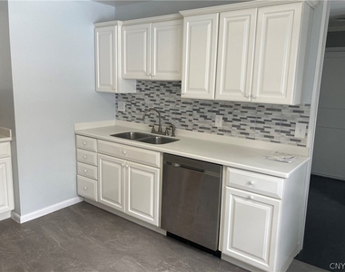 449 Bugbee Drive - Photo Thumbnail 19