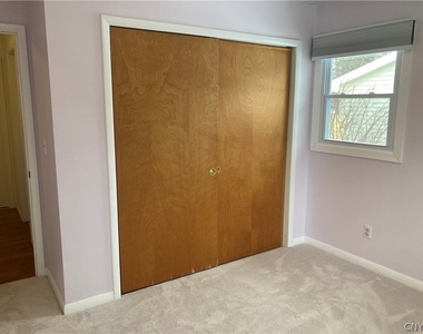 449 Bugbee Drive - Photo Thumbnail 36