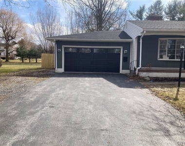 449 Bugbee Drive - Photo Thumbnail 2