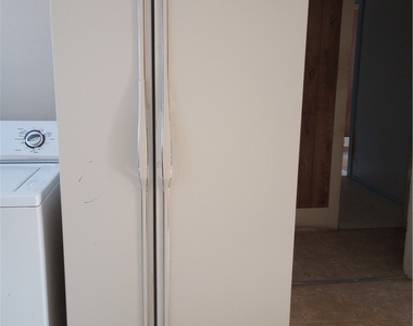 81 Maple Street - Photo Thumbnail 3