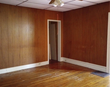 81 Maple Street - Photo Thumbnail 7