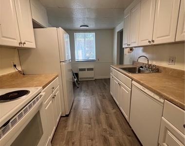 1077 East Avenue - Photo Thumbnail 5