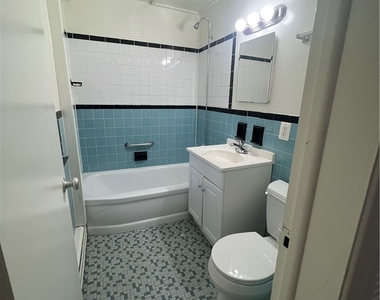 1077 East Avenue - Photo Thumbnail 15