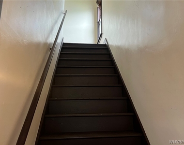 110 Briscoe Avenue - Photo Thumbnail 1