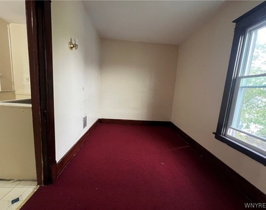 110 Briscoe Avenue - Photo Thumbnail 20