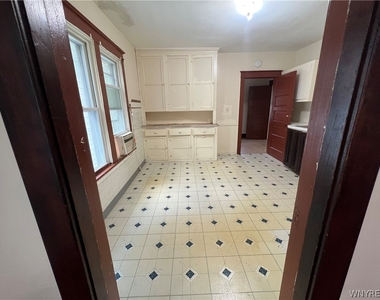 110 Briscoe Avenue - Photo Thumbnail 15
