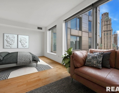 Spruce Street - Photo Thumbnail 1