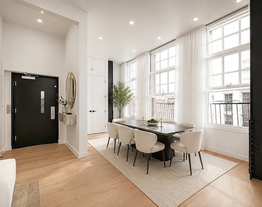 111 Reade Street - Photo Thumbnail 1