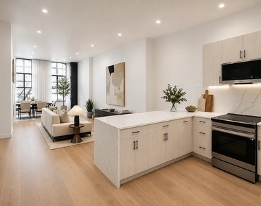 111 Reade Street - Photo Thumbnail 2