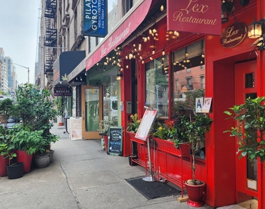 East 87 and Third Avenue - Photo Thumbnail 3