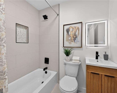 201 Lydia Drive Se - Photo Thumbnail 8