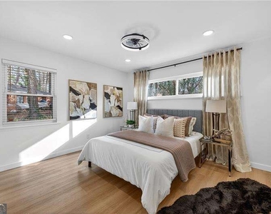 201 Lydia Drive Se - Photo Thumbnail 11