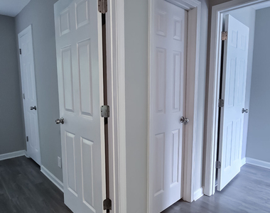 3043 Saddle Creek Drive - Photo Thumbnail 11