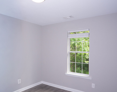 3043 Saddle Creek Drive - Photo Thumbnail 32