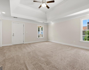 728 Markhams Drive - Photo Thumbnail 27