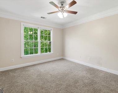 728 Markhams Drive - Photo Thumbnail 33