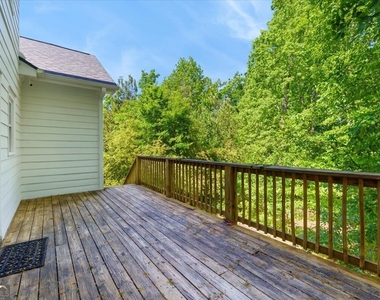 728 Markhams Drive - Photo Thumbnail 11