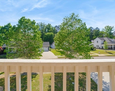 728 Markhams Drive - Photo Thumbnail 25
