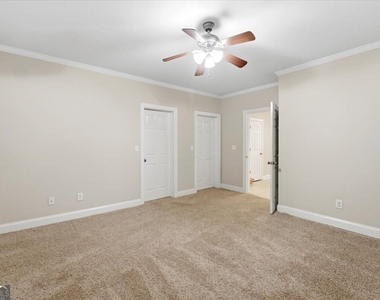 728 Markhams Drive - Photo Thumbnail 23