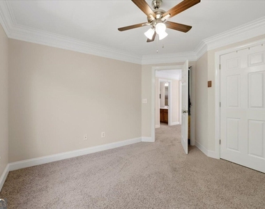 728 Markhams Drive - Photo Thumbnail 36