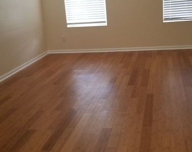 5759 Cedar Croft Court - Photo Thumbnail 6