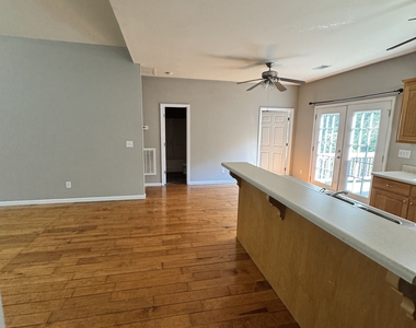 376 Pointe Circle Bl 3 - Photo Thumbnail 27