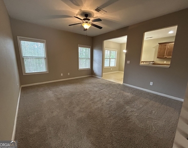 607 Summit Point - Photo Thumbnail 6