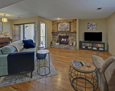 605 Candler Street - Photo Thumbnail 1