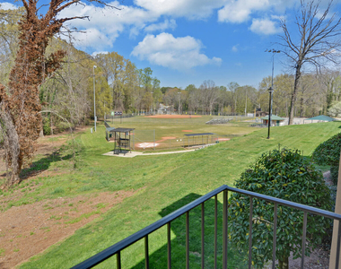605 Candler Street - Photo Thumbnail 24