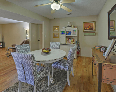 605 Candler Street - Photo Thumbnail 6