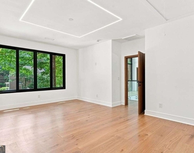 4250 Carmain Drive Ne - Photo Thumbnail 33
