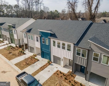 1507 Albert Lane Nw - Photo Thumbnail 6