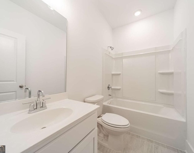 1507 Albert Lane Nw - Photo Thumbnail 37