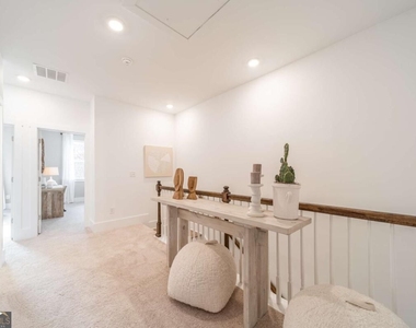 1507 Albert Lane Nw - Photo Thumbnail 23