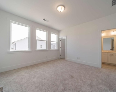 1507 Albert Lane Nw - Photo Thumbnail 41