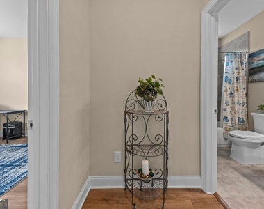 1011 Lofter Place - Photo Thumbnail 35