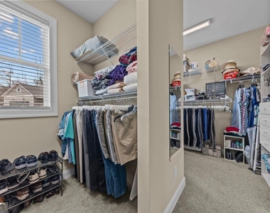 1011 Lofter Place - Photo Thumbnail 32