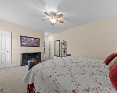 1011 Lofter Place - Photo Thumbnail 54
