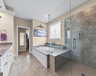 1011 Lofter Place - Photo Thumbnail 30